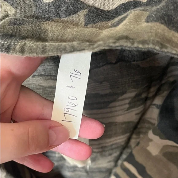 Camouflage Button-Up Women's Coat - Picture 5 of 5